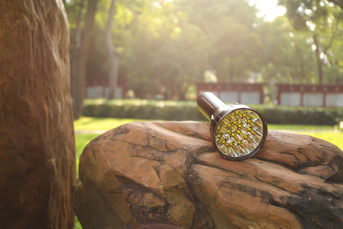 ImalentLight's tweet image. Just wait for the dark&apos;s coming and turn on it...
imalentstore.com/collections/m-…
.
.
.
#imalentMS18 #powerfulflashlight #edcflashlight #edcuse #brightflashlight