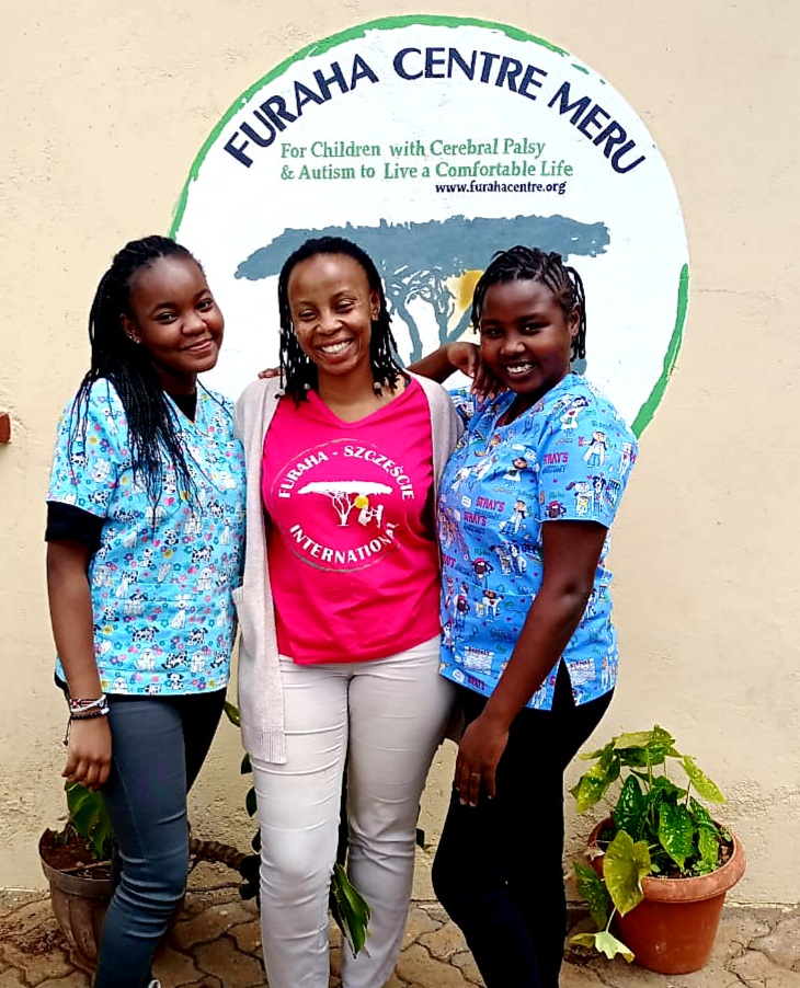 “Volunteering is the ultimate exercise in democracy. You vote in elections once a year, but when you volunteer, you vote every day about the kind of community you want to live in”.
~Author Unknown

#I❤FuRaHa
#volunteering
#OTsintheOven