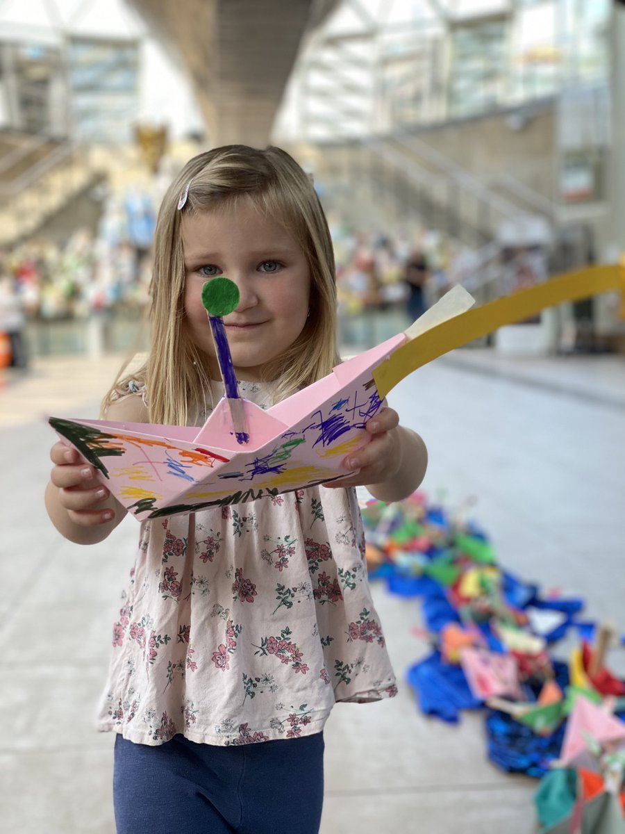 ccsacre's tweet photo. Awesome mini sailors and their Cutty Boats creations at @CuttySark as part of #TotallyThames Festival, thumbs up! #BSL #AllFamilies #FamilyFun #SeeAndCreate @SEEandCREATE @RMGreenwich @ThamesFestTrust https://t.co/0Nzu7pnr4H