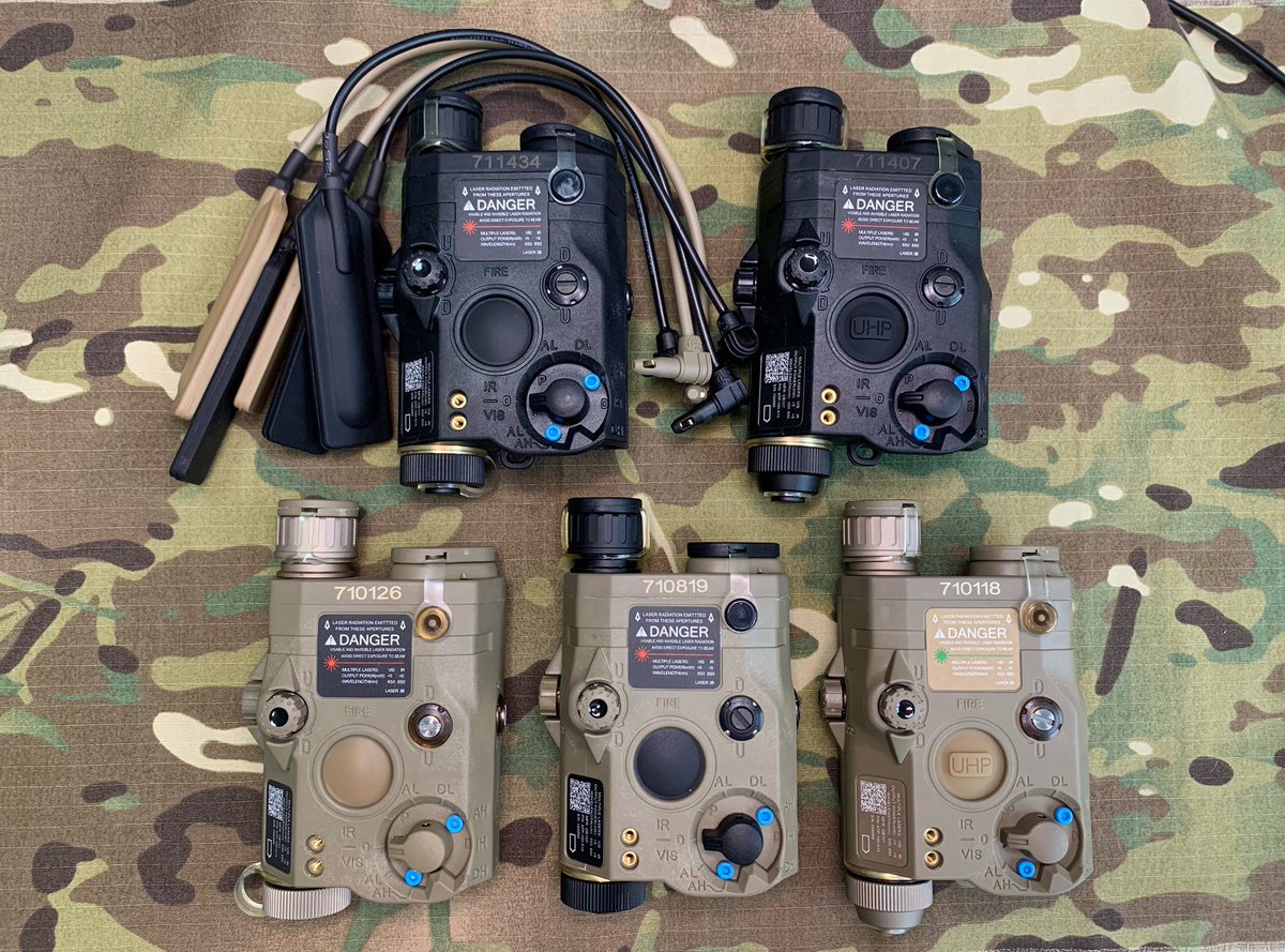 SomoGear PEQ-15日本市場版(flashlight only, without laser) ビデオ