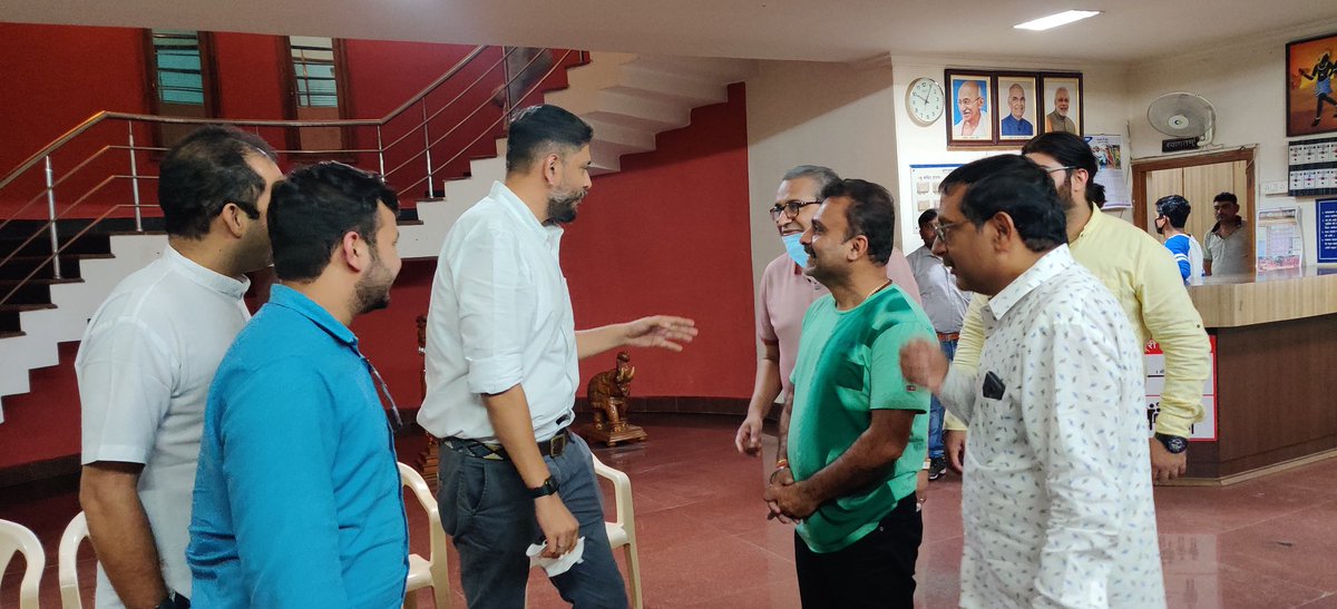 AIPC Bastar (Chhattisgarh) (@aipcbastar) on Twitter photo AICP के प्रदेश अध्यक्ष <a href="/Kshitij_Dau/">Kshitij Vijay Chandrakar</a> बस्तर में संगठन मज़बूती के पहुंचे है। इस दौरान जिलाध्यक्ष मनीष शर्मा व उनकी टीम ने मुलाकात की। बस्तर के विकास को लेकर लंबी चर्चा हुई। महिलाओं को आत्मनिर्भर बनाने बेहतरीन प्रोजेक्ट CG सरकार की तरफ से जल्द आने वाले हैं इंतज़ार करिए। <a href="/RaipurAipc/">AIPC Raipur (Chhattisgarh)</a> AICP के प्रदेश अध्यक्ष <a href="/Kshitij_Dau/">Kshitij Vijay Chandrakar</a> बस्तर में संगठन मज़बूती के पहुंचे है। इस दौरान जिलाध्यक्ष मनीष शर्मा व उनकी टीम ने मुलाकात की। बस्तर के विकास को लेकर लंबी चर्चा हुई। महिलाओं को आत्मनिर्भर बनाने बेहतरीन प्रोजेक्ट CG सरकार की तरफ से जल्द आने वाले हैं इंतज़ार करिए। <a href="/RaipurAipc/">AIPC Raipur (Chhattisgarh)</a>