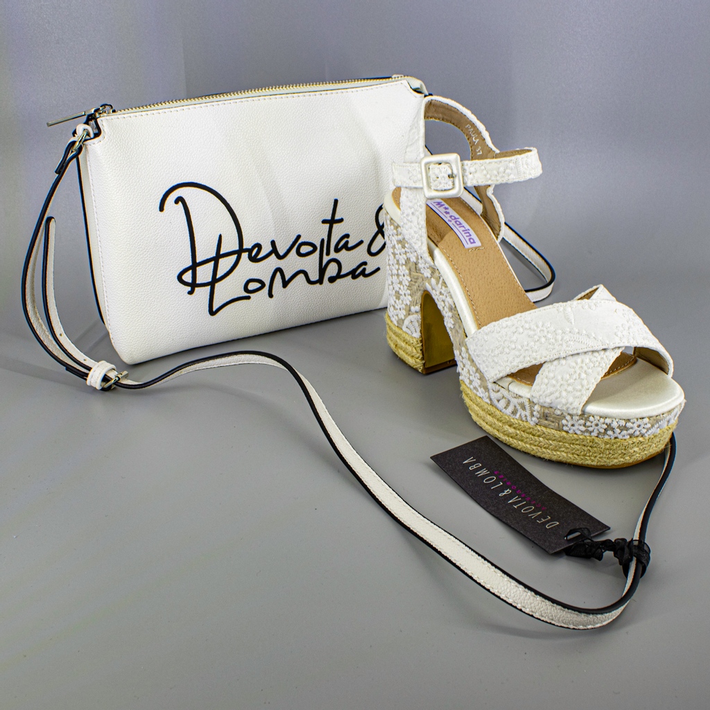 CalzadosRasha's tweet photo. Dale juego al lunes con #Mandarina y #DevotaYLomba .
🖥️#TiendaOnline :⠀
https://t.co/ZwpXnG8YXx⠀
⠀
#CalzadosRasha #RashaShoes #Rasha #ComercioBurgos #SandalsLover #Sandals #Yutes #ConfortShoes #Shoes #Zapatos #Verano #WomanFashion #ModaFemenina #FashionSandals #Verano https://t.co/io64rtl9NK