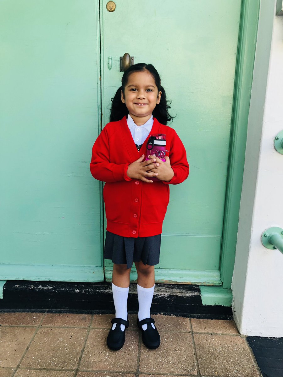 ChotaiReena's tweet photo. ❤️This is a first for us today; our shining star 🌟 starts her foray into proper school 🏫 A few nerves 😬 a few tears 😭 but some excitement 🤩 (from all 3 of us 😂) Cannot wait to hear all about Zaiya’s first day at SJF ❤️ 

#Zaiya #Reception #FirstDay #School #MyBaby https://t.co/N4g8CSBvLs