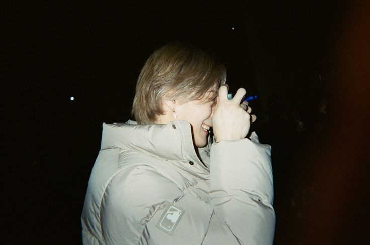 tinykkong's tweet image. heartthrob bin