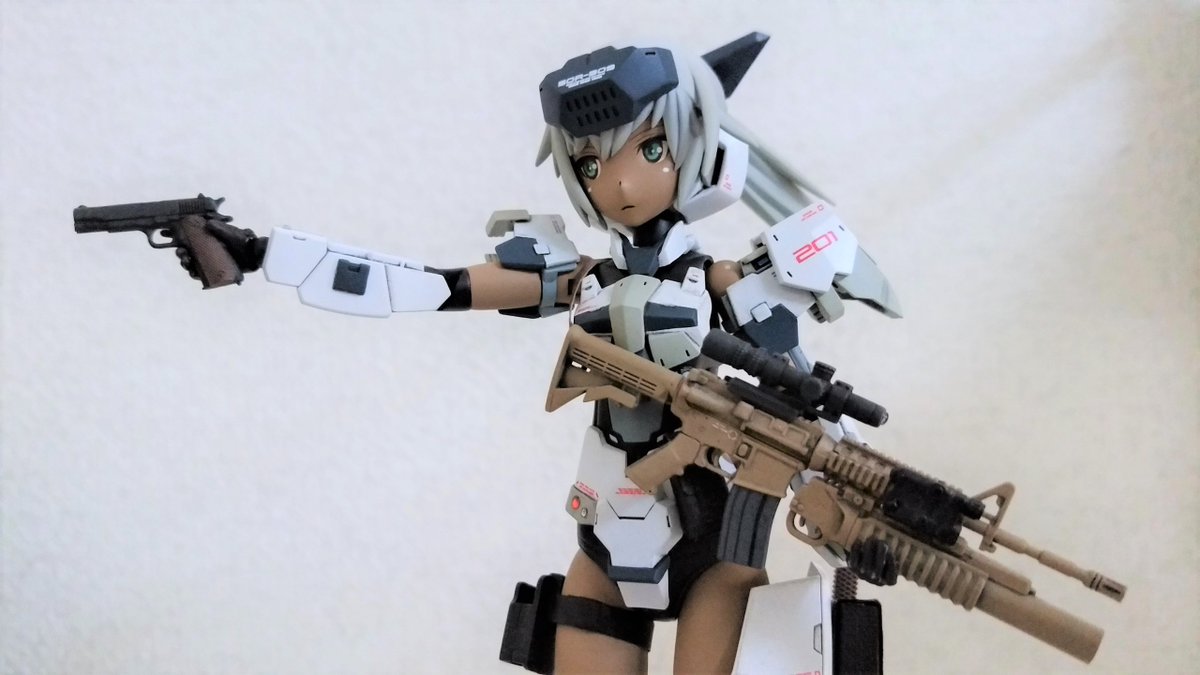 Kf 女の子に銃持たせるの好きゾ Kf 女の子に銃持たせるの好きゾ