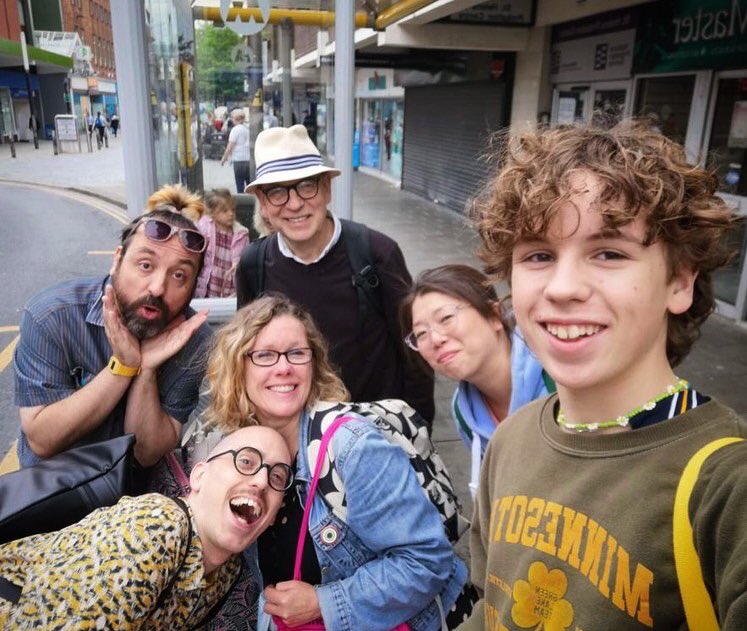 DeDomenici's tweet photo. BIRD RAVE!
🦆🦅🦉🐓🦜🦩🕊
https://t.co/6Zs4jYfXaU
https://t.co/psVCxcA3Vx
#misshighlegkick
#inthestreetfest
#sthelens
#birdrave https://t.co/pqjMUh7GvV