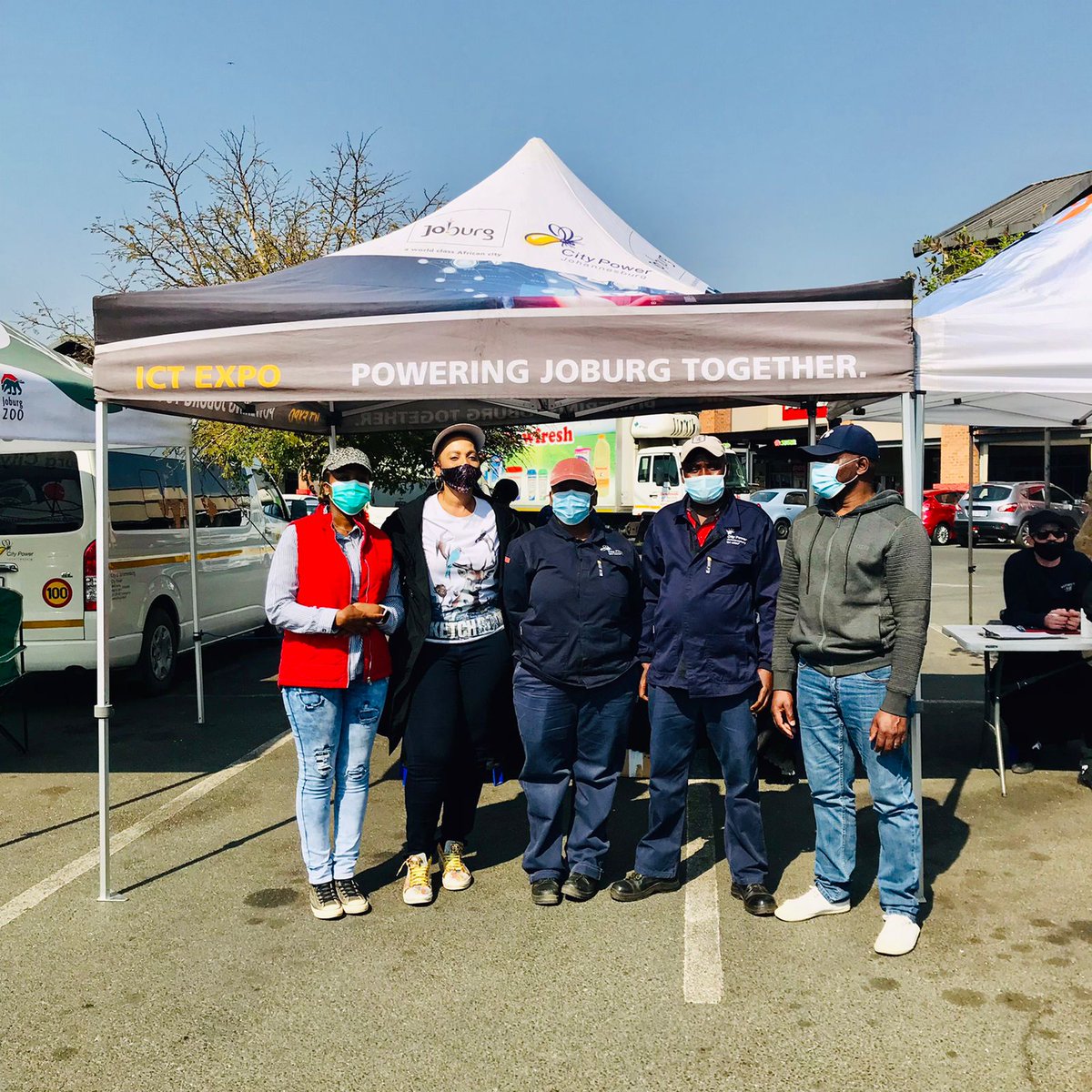 CRUMRegionA's tweet photo. City departments and entities are telling residents about our services. @CityPowerJhb @CityofJoburgZA @AbigailNdlovu16 @JHBWater @JoburgParksZoo @MMCTomMofokeng @coj_gfis @JoburgOmbudsman @CoJHealth https://t.co/xPrZxay1SC