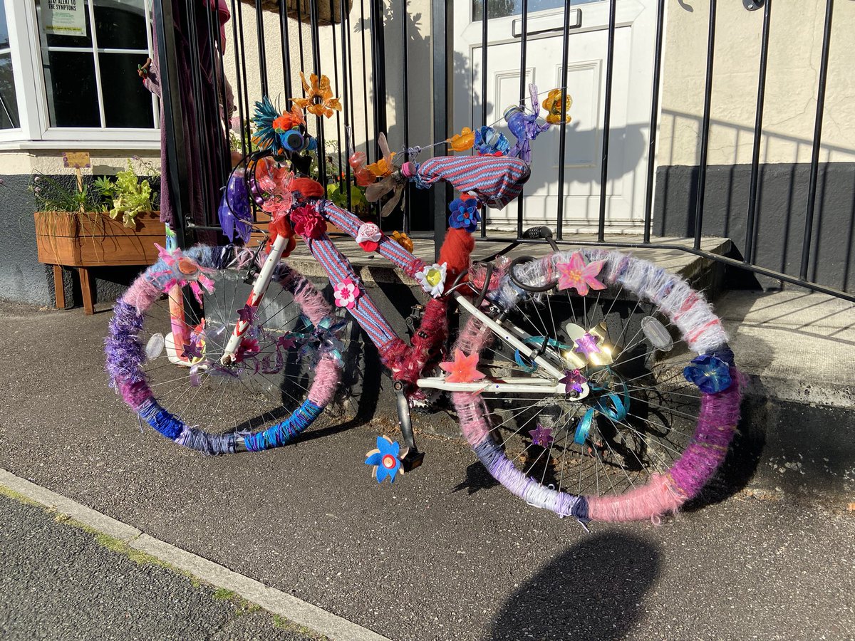 DevonWilds's tweet image. Beautiful day ☀️ for a bicycle ride 🚴 

Much excitement in Ivybridge &amp;amp; surrounding villages today as we prepare for @TourofBritain cyclists 🎉
@DevonToB 

#tourofbritain #southwest #cycling #devon #devonlife #devonwilds #cyclelife