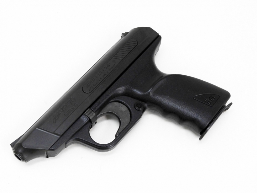 airgunjp's tweet image. 【本日の入荷品】

[#MGC] VP-70 モデルガン 本体のみ (中古)

レトロフューチャー、あるいはオーパーツな雰囲気もある #VP70。そろそろどこか再発してくれないかな～
→airgun.jp/html/products/…