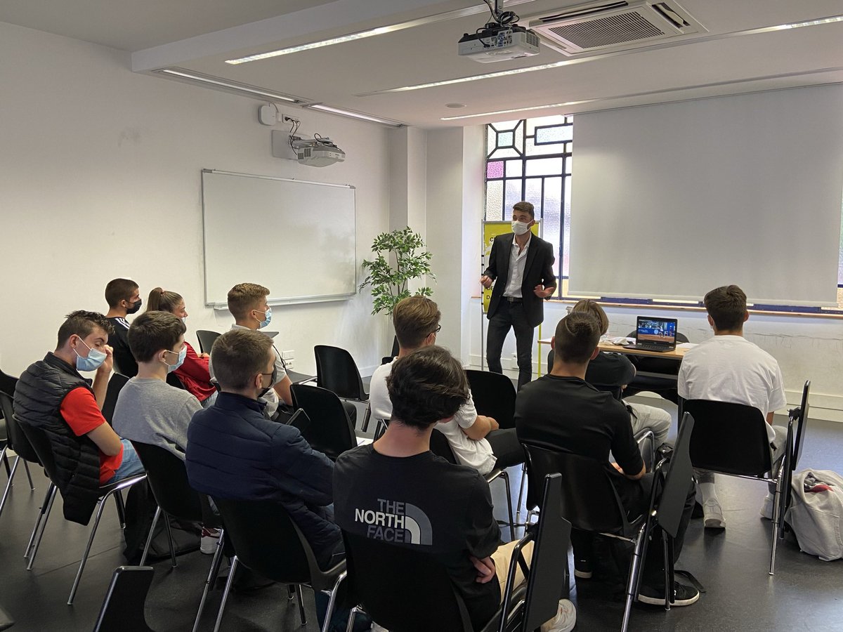 AMOS_Lyon tweet media