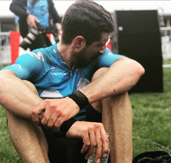chiodi17's tweet photo. 📌 Hilo "Imanol Erviti. El Chuck Norris del ciclismo"

👇Gregario, pero más duro duro que el turrón de oferta 💥🗿

 📊 Si llega la tercera guerra mundial, que te pille al lado de Imanol 🔐 https://t.co/VQpPlGfM9V