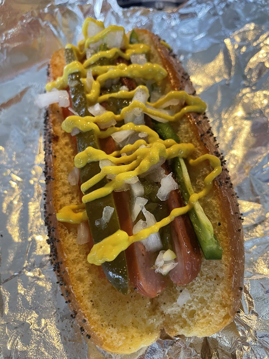 Chicago Dogs down at the point/north shore today. Find the WOW pontoon floating around and flag us down or text 724-758-9589