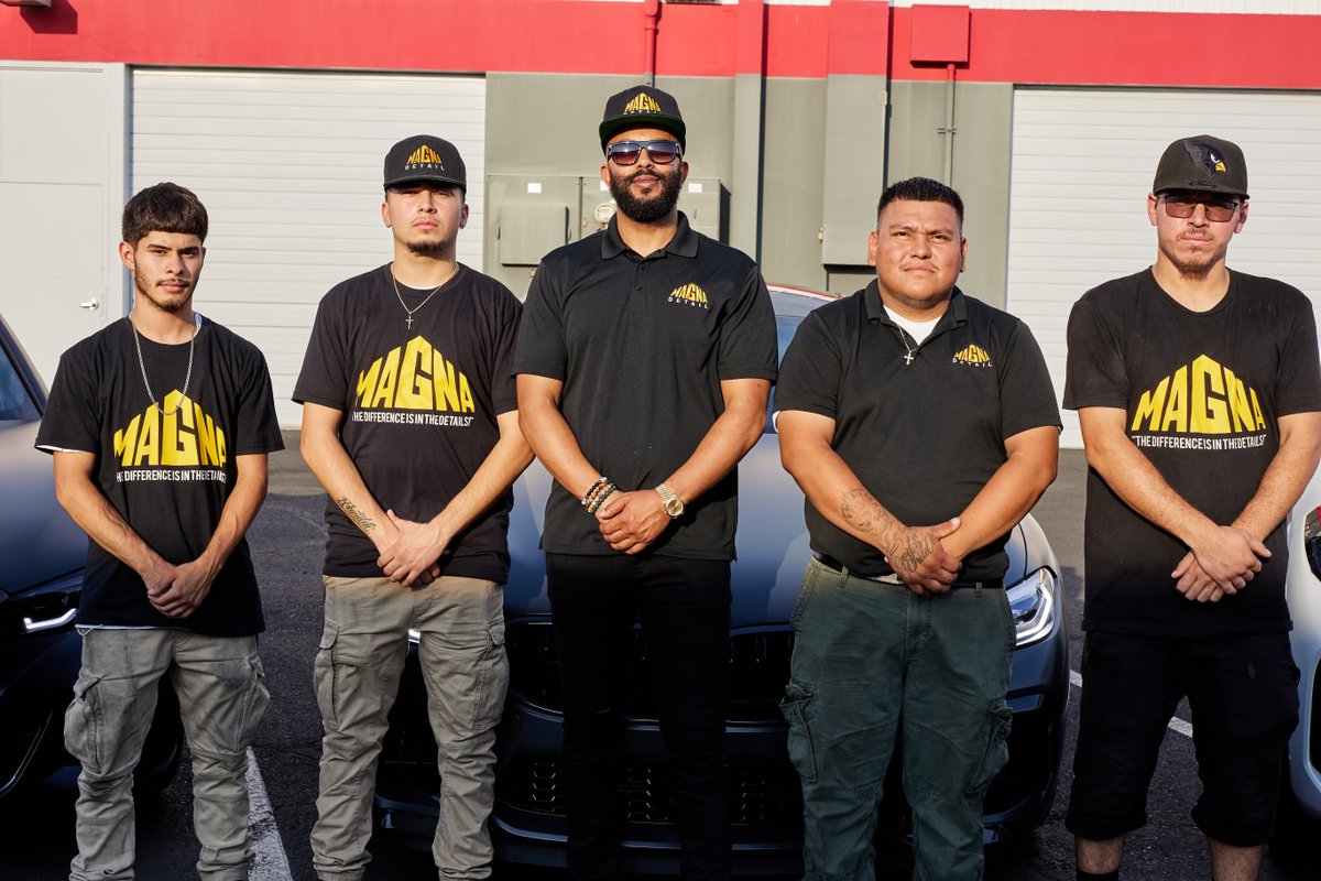 Today we pay tribute to hard work and dedication of our team. Happy Labor day from Magna 🇺🇸. #MAGNASTRONG #LABORDAY #tint #detail