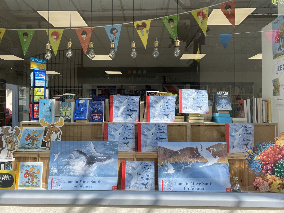 ClareHelenWelsh's tweet photo. Thrilled to see #TimetoMoveSouthForWinter appearing in bookshop windows! Thank you @ivybridgebooks @EastGateBooks @thebookeryhq 😍😍 @JennyLovlie @NosyCrow https://t.co/txSf0PlQy7