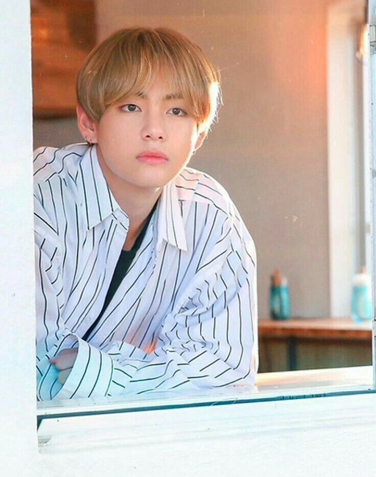 minvcakenim's tweet photo. supv marriage life au
idol kebanggaan nasional, min y-•oon-•gi, yang padat jadwal akhirnya dapat libur, meskipun suami agak tidak percaya (karena aneh dan tumben!).
dan dia baru sadar, banyak hal yang dia lewatkan tentang keluarga kecilnya.
#SVMENFESSARTFEST @supvmenfess https://t.co/MPANq75ow7