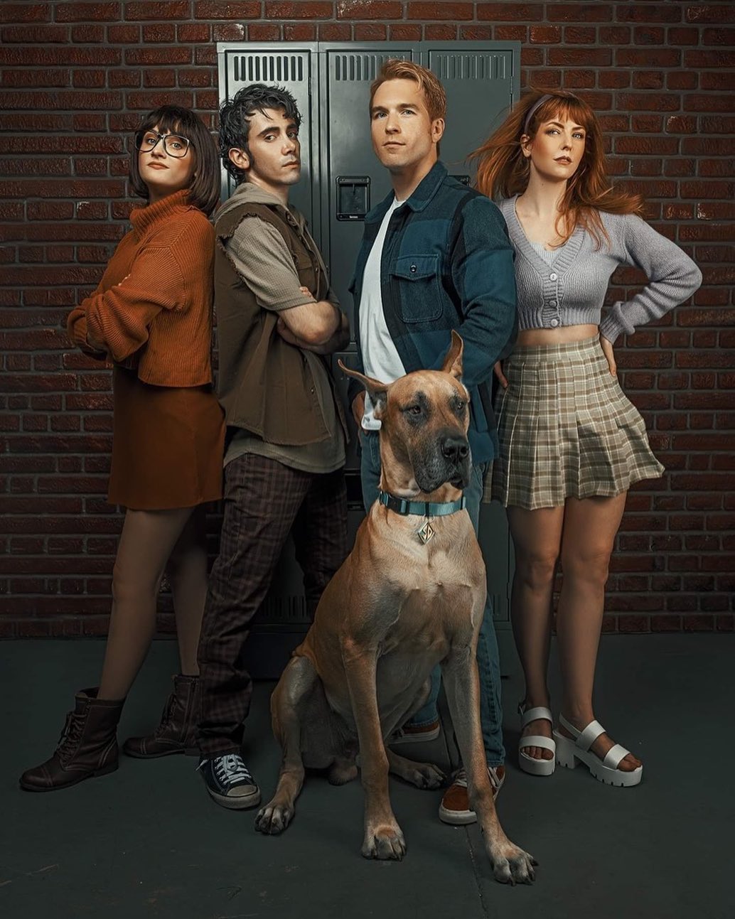 Daphne Velma e Salsicha Misterio S/A Scooby Doo