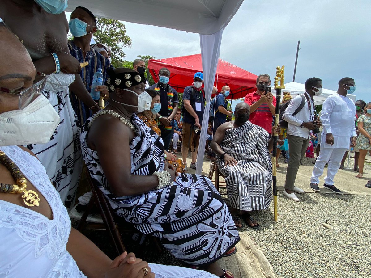 Thank you <a href="/Atayeshe/">UNFPA Executive Director</a>  for share Ng these great pictures of the Ceremony yesterday in honor of African ancestors who perished in the shipwreck of two Danish galleons in 1710, performed by Ghanaian high priest.
