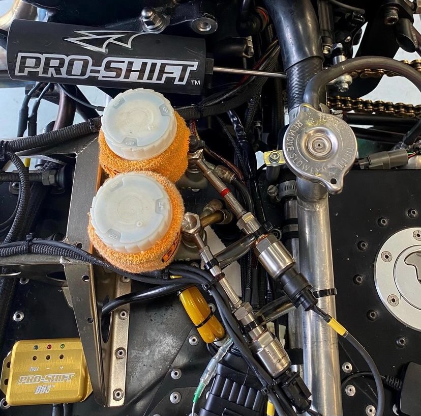 ProShiftT's tweet image. A closer look at some of our recent work and bespoke systems, including our state of the art DBS (Self Teach Blipper) installed on Luke William&apos;s LCR-R6 sidecar!

Looking to upgrade your ride? Get in touch today at info@proshift.com

#proshift #shiftyourexpectations #motorsport