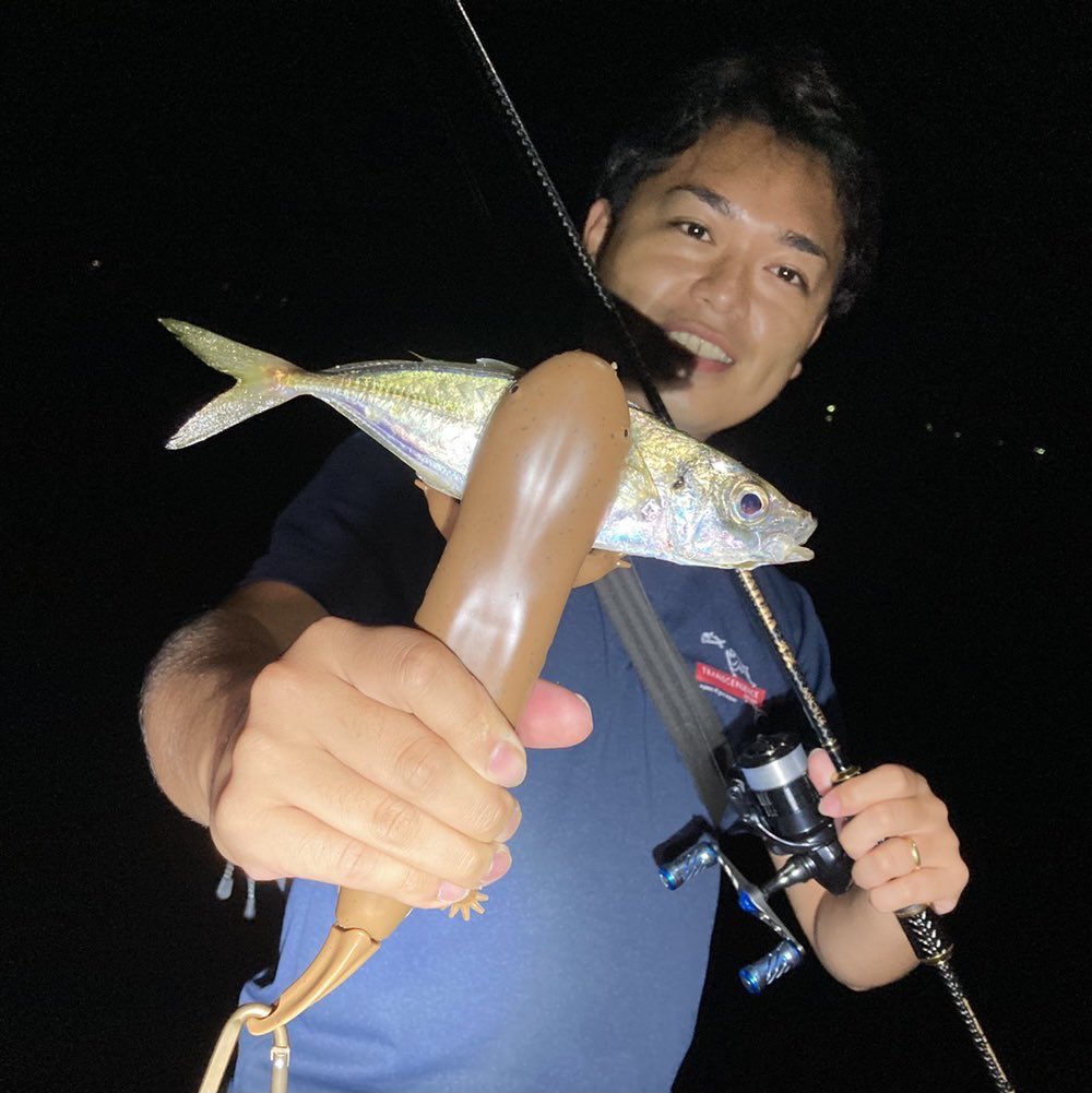 biwagonzales's tweet photo. 最近始めたチヌトップ。
簡単かと思いきや、深い！楽しい！
マチヌとキビレの40upしっかり確保🐟

あとはお久なジグ単アジング。

#トランスセンデンス
#ボティア https://t.co/PrCN3bgWaz