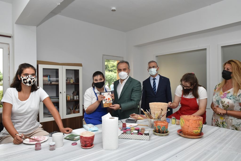 Alinur Aktaş