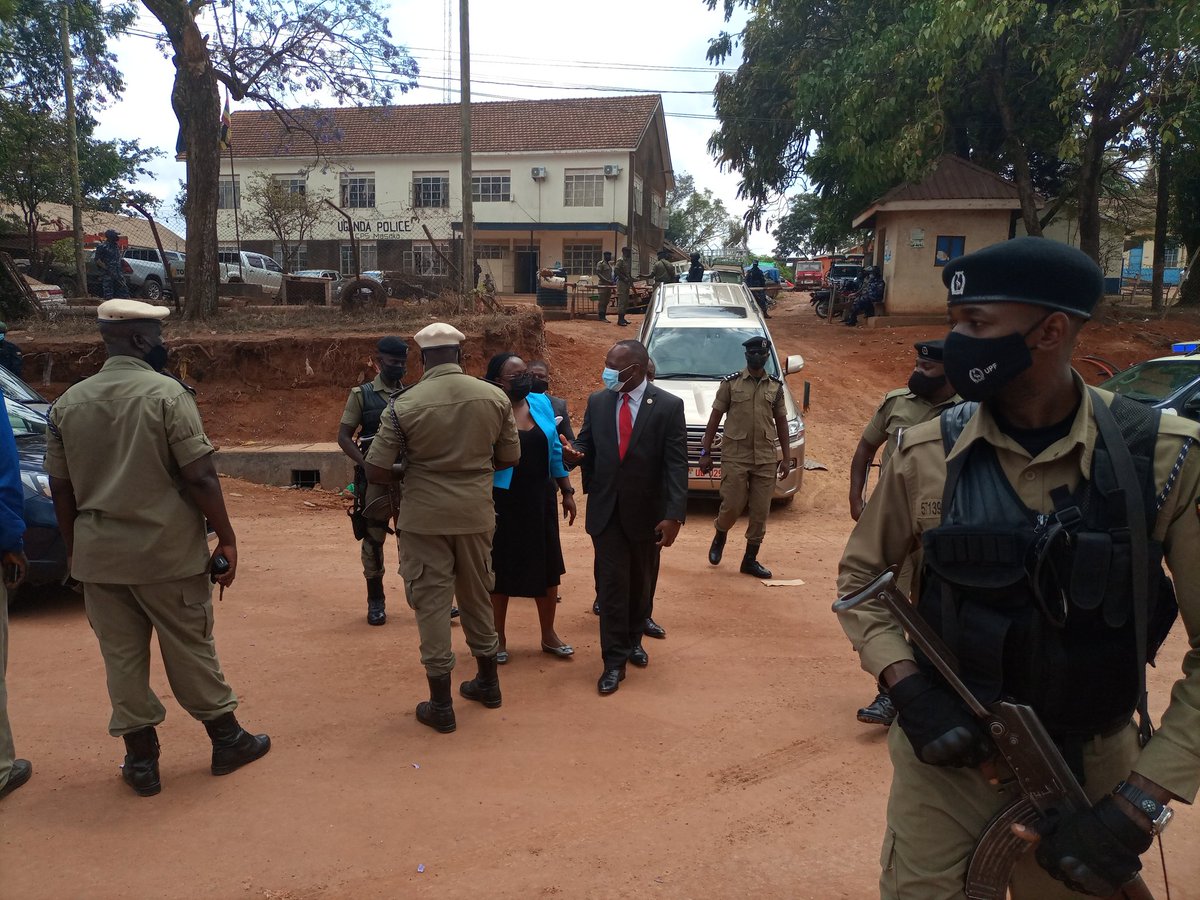 The LOP <a href="/MathiasMpuuga/">Mathias Mpuuga</a> with MPs <a href="/joycebagala1/">Joyce Bagala Ntwatwa</a> (Shadow Minister for Information &amp; Anti-Corruption) <a href="/DavidKalwanga/">Lukyamuzi David Kalwanga</a> (rep. <a href="/CPA_Secretariat/">Commonwealth Parliamentary Association (CPA) HQ</a>) <a href="/ZaakeFrancis/">Zaake Francis</a> (Commissioner) at Masaka Police Station where MPs <a href="/AllanSsewanyana/">Allan Ssewanyana Bwino</a> and @segirinyaMp are being interrogated.