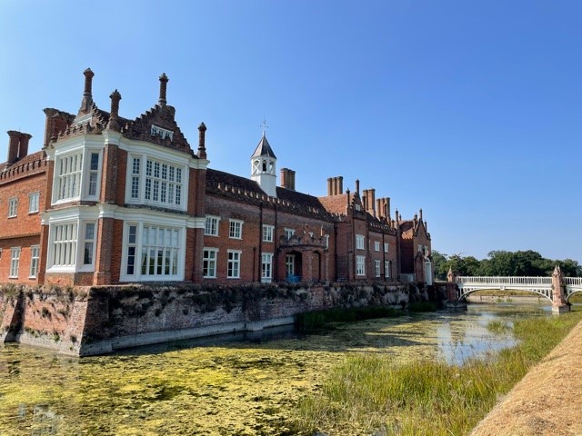 ormistonfamily's tweet photo. After the success of yesterday's #WalkWithAFork event, Ormiston Families would like to thank every attendee, food stall, band, choir and the like who helped to raise over ยฃ5,000 towards our vital family support services. We hope to see you at another fundraising event very soon! https://t.co/xk3SKMsrNn
