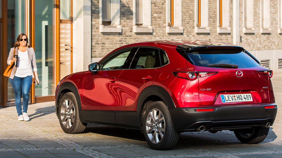 La rutina puede ser aburrida, la conducción de una Mazda jamás. 😉 ¡Dale la vuelta a septiembre estrenado coche! 😜

redconcesionariosmazda.com/konimotor/ 
#MazdaCX30 #Mazda #KoniMotor