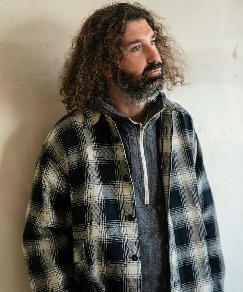 Soundman
'21AW Collection Style9.

#soundman
#サウンドマン
#2021aw
#heritagestyle
#vintagestyle 
#heritagemenswear 
#madeinjapan 
#comingsoon 
#military 
#anorak 
#shirtjacket 
#gardenershirt 
#checkshirt 
#outdoor
#comingsoon
#blackchambray instagr.am/p/CTegqbVpcEX/