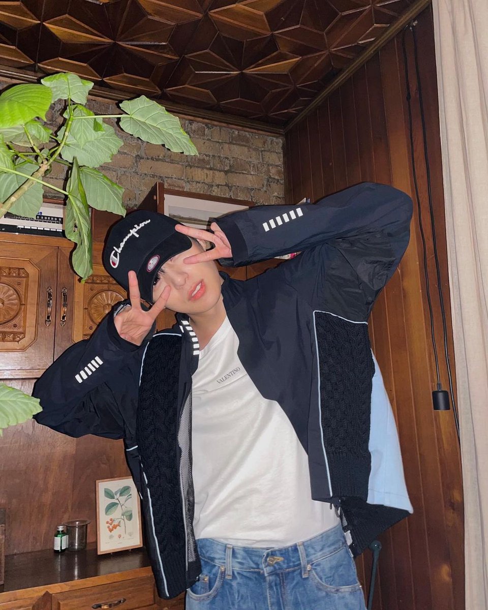 mulaejokka's tweet photo. 귀척 쩔어ㅋㅋㅋ https://t.co/361WgABj07