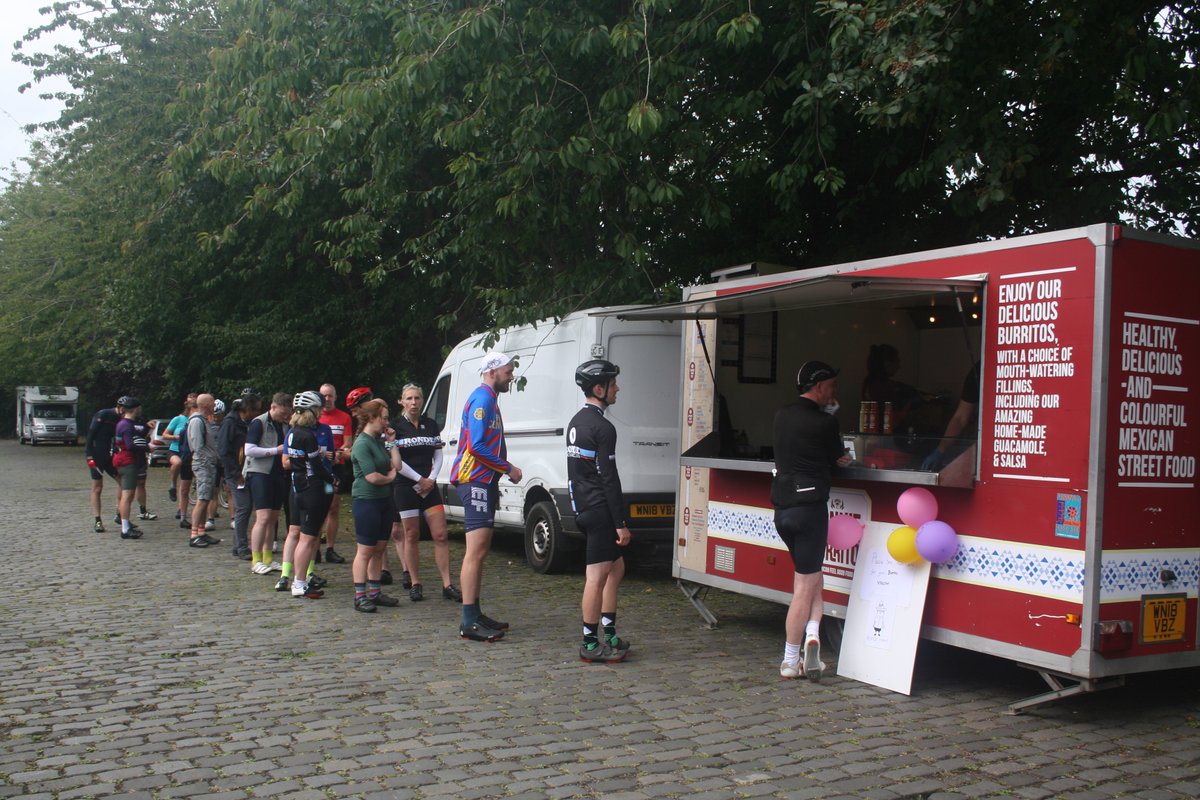 🎉🎉 Ronde Cycling Club Turns 10 🎉🎉
A big thank you to all the Founders, Chairpersons, those that have served on the Committee and above all the members that have made the club what it is. Here's to another 10 years!

10/10 burritos from Bonnie Burrito as well.