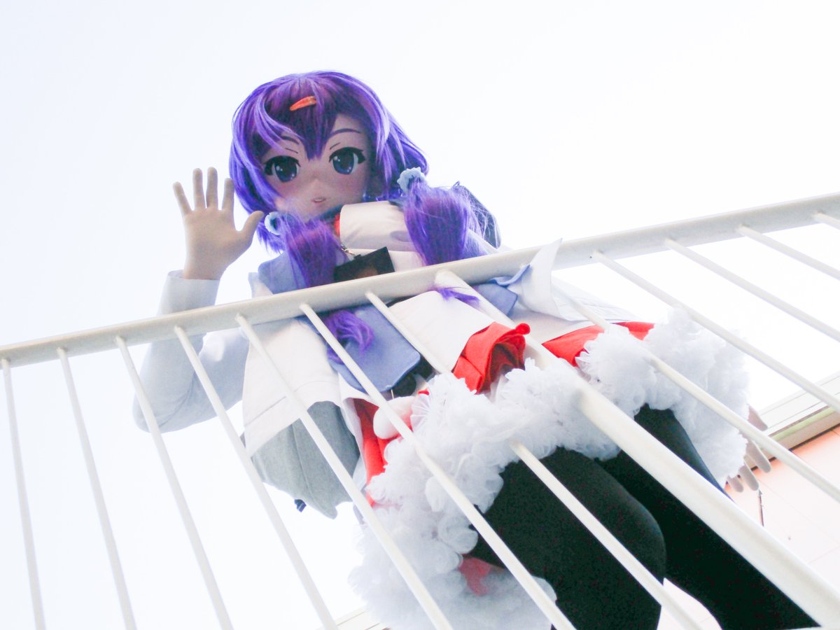 ホントは縦に水色ストライプが入っているのよ…
#黒タイツの日