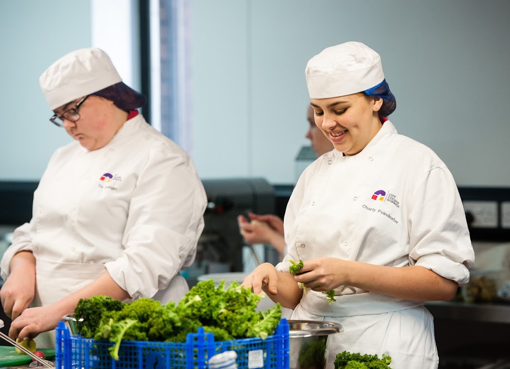 An exciting opportunity has arisen to join Molto Norwich ltd as an Apprentice Production Chef, you will assist the Chef and train to skilfully produce a variety of good quality dishes to a high standard.

To find out more, visit ow.ly/QtgK50G4Ped