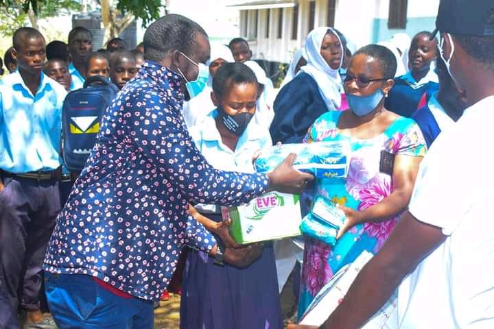 focuscbo's tweet photo. We must stand up together,speakout together and take action together to meet all #SRHR of women and girls,we are committed to ensure girls in school have adequate to access to their SRHR @KenyaYwca @Maskani254 @fidakenya @DiakoniaKenya @Jembe002 @Kwaletechhub @SolidarityCntr https://t.co/8T5JDOInXb