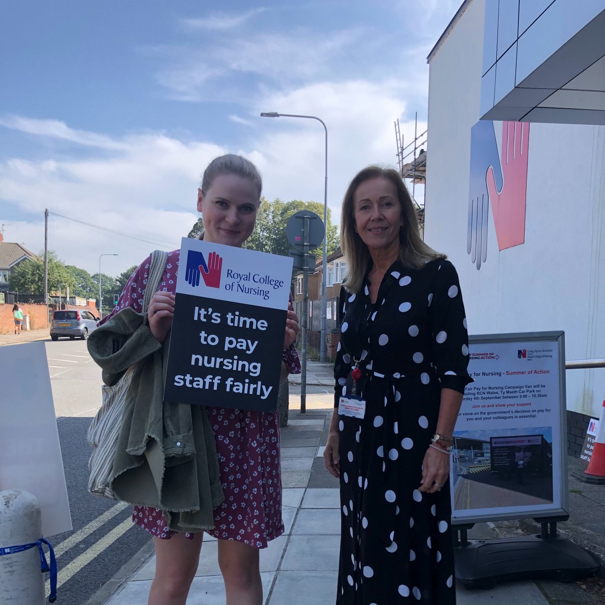 Thank you to all who are supporting <a href="/theRCN/">The RCN</a>  #FairPayforNursing 
Please use you vote! 7 days left. 
Do you think 3% pay award is acceptable or not? Make sure your voice is heard in our pay consultation
<a href="/DianePowles/">Diane Powles BEM</a> has been at <a href="/RCNWales/">Royal College of Nursing Wales</a> HQ today, drop by to show your support!