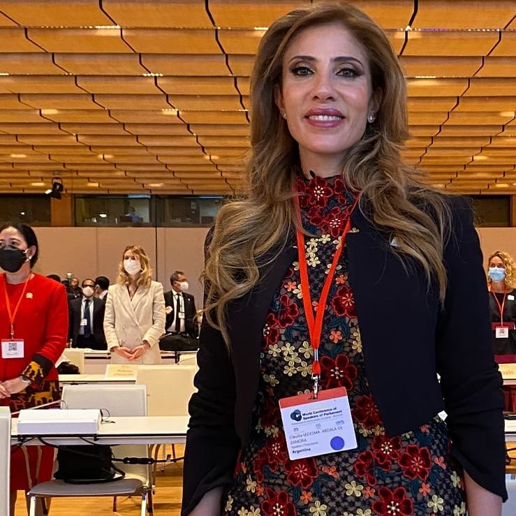GobiernoSDE's tweet photo. En su intervención, la Senadora Zamora expresó que “el año pasado, uno de los ejes centrales que abordamos se basó en la firme convicción de fortalecer la cooperación internacional, la solidaridad y la acción multilateral, para sacar al mundo de la crisis https://t.co/qO3wQFcIeK
