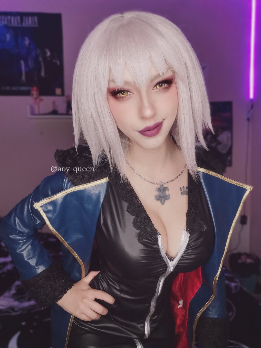 AoyQueen tweet media