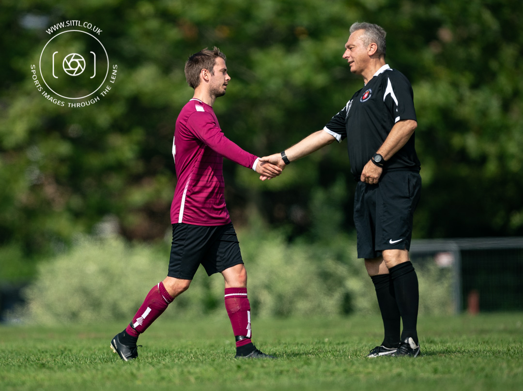 liammac_uk's tweet photo. Sunday league match action here https://t.co/Ui4cJZ0oxV  between @GreenLaneFC1 and @StJohnsYardFC #football #sundayleague #grassrootsfootball https://t.co/RuIfsG8nMn