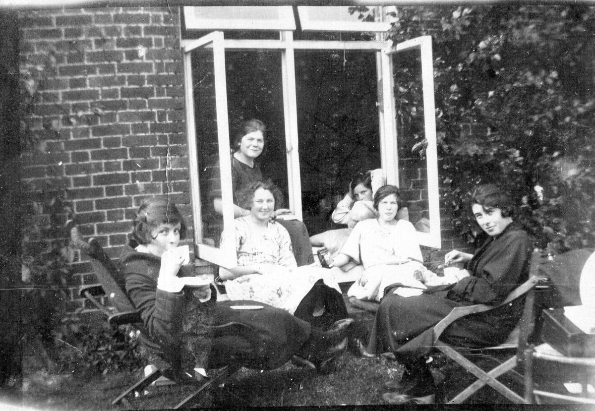 A big hello and welcome back to all new and returning pupils and staff today! It's the start of term and what a glorious day it is. We're back 🥳 #BacktoSchool2021 #StSwithunsArchive