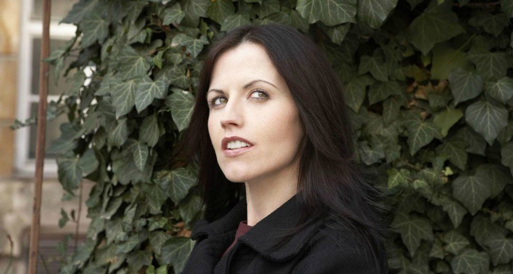 Dolores o'riordan молодая. Ordinary day dolores o'riordan. Dolores o'riordan 1996. Dolores o riordan when we. Dolores o'riordan 2007.