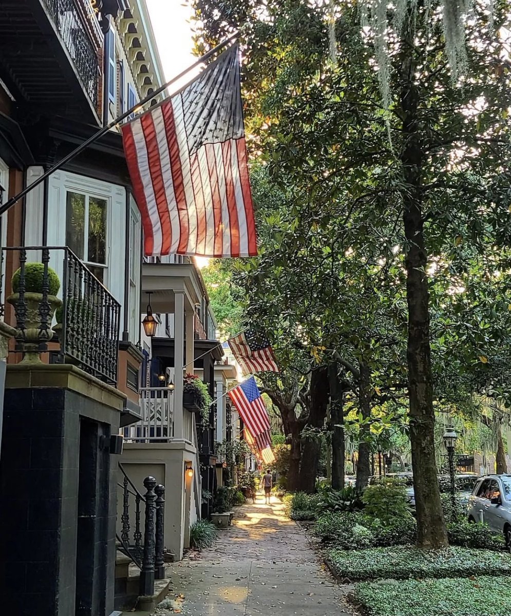 AbshirePR's tweet photo. "Pleasure in the job puts perfection in the work."
— Aristotle

Happy Labor Day from all of us at APR! 🇺🇸 #savannahga #apr #publicrelations #laborday 

📸: @joaquincoastab https://t.co/R5afyrqnyf