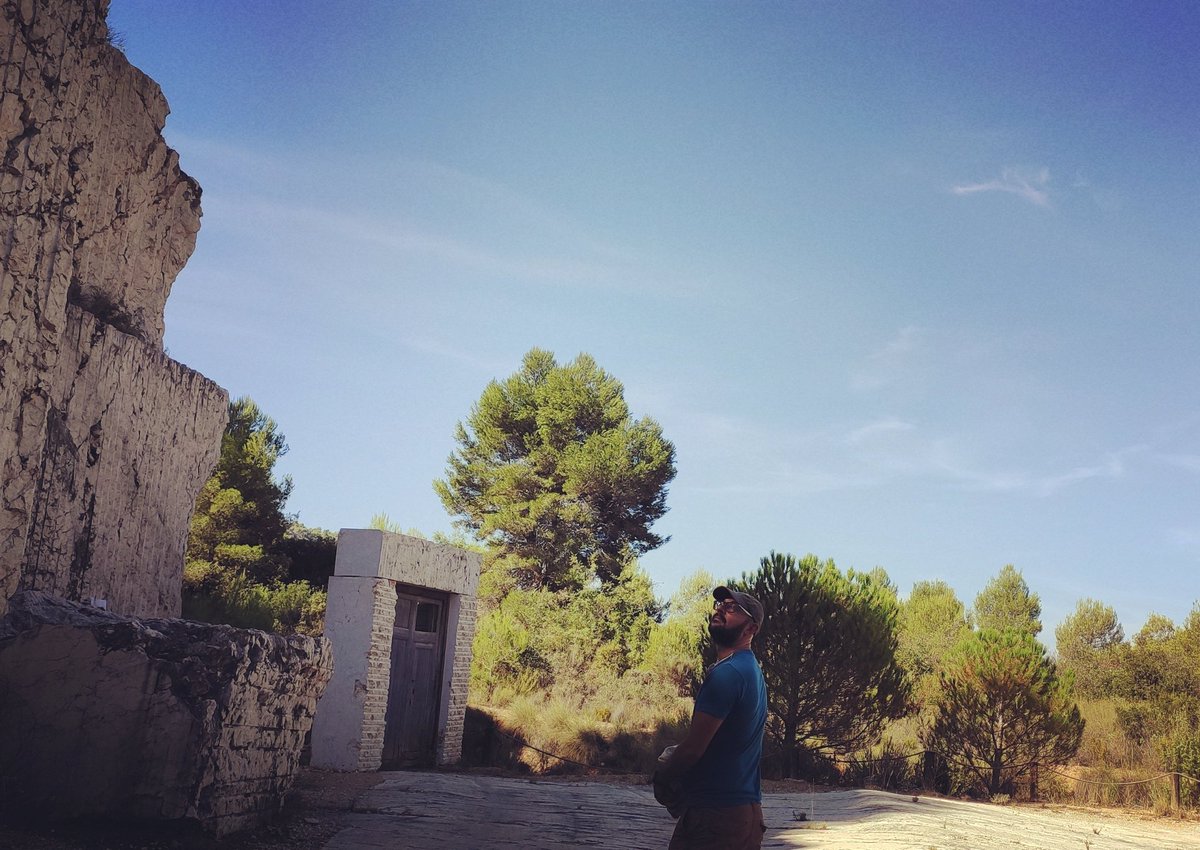 jvhp4878's tweet photo. Aún se puede disfrutar de días de verano, paseos por la naturaleza #Pinoso #Alicante #Spain #España #MonteCoto #Refugio #Nature #árboles #paseos #senderisno #party #love #amor #happy #feliz #agosto #august #verano #summer #friends #amigos #gay #gaylove https://t.co/NTjLVCSTZS