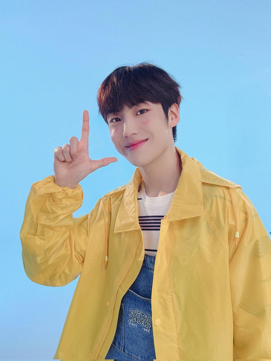 fancafe_x1's tweet photo. 210906 #이은상 #leeeunsang https://t.co/i5PnhAr5ix