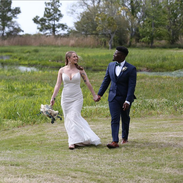wedbug's tweet photo. Nichelle + Lord
#weddingbug #weddingbugstudios #weddingphotography #weddingphoto #weddingphotographer #weddingvideo #weddingvideos #weddingfilm #weddingcinema #weddingmoments #weddingday #happilyeverafter #love #wedding #weddinginspo #northcarolinawedding #outerbankswedding https://t.co/hRGr1QbnC8