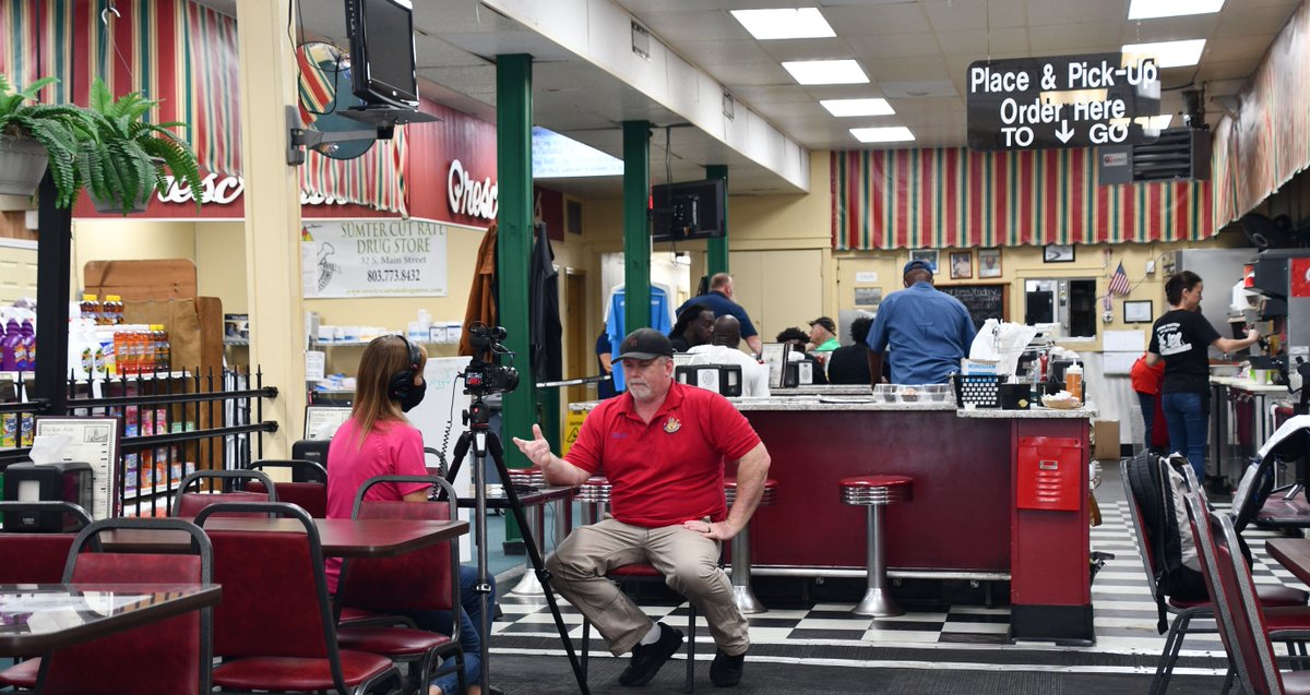 SCETV's tweet photo. If South Carolina was one dish, what would that dish be? Take a ride and discover the culture of South Carolina through food. A new episode of #BackroadBites launches every Thursday at 1 pm on #SCETV's Facebook page. #SCETVDigital https://t.co/C46ceF0SFy