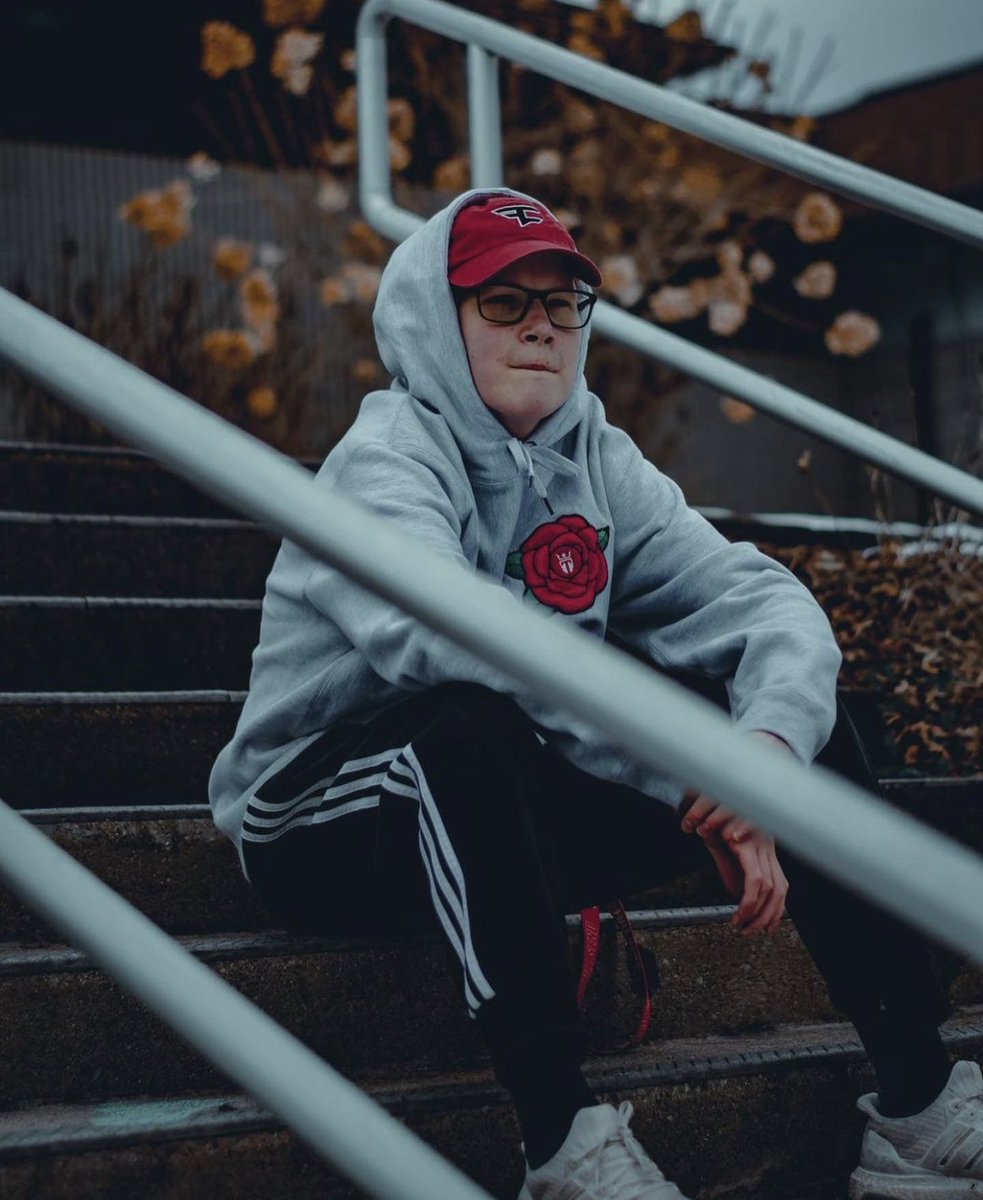 This one fucking hurts man. I had the privilege to spend a day with <a href="/collintanner9/">collin</a> back in 2018 with 
Make a Wish. Such a positive, energetic &amp; bright kid. Life’s unfair. Fuck Cancer. Rest Easy Collin 💙