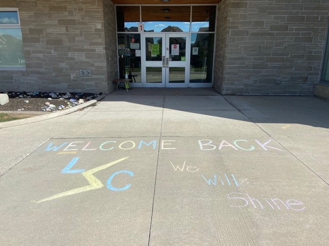 lclightmilton's tweet photo. We are ready to see all our students tomorrow! Don’t forget about our staggered entry for Gr. 1-8: Tues, Sept 7:Surname A-K; Wed, Sept 8th: Surnames L-Z
Thurs Sept 9th ALL grade 1-8 Students
Only JK interviews tomorrow and Wednesday. @lclightmilton @HCDSB https://t.co/D4eHCcit13
