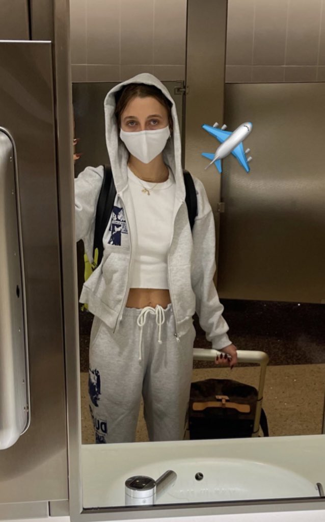 she’s on her way to the met gala omg
