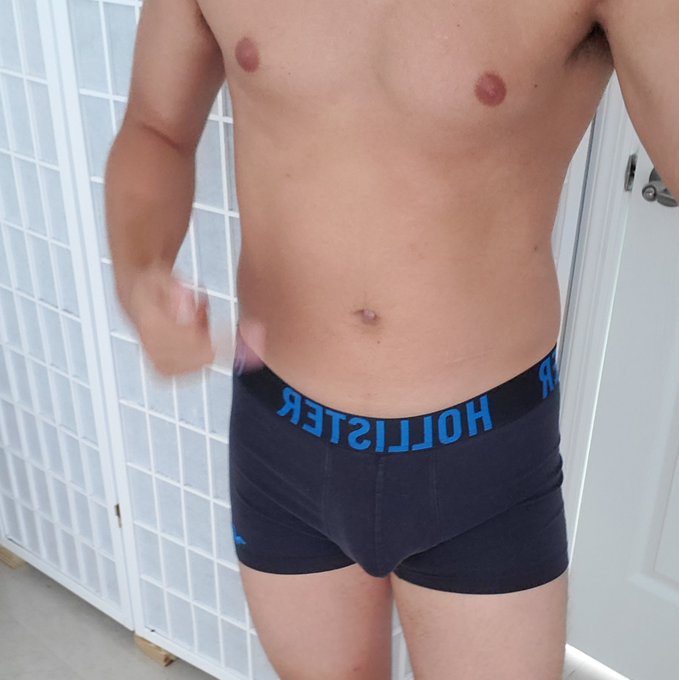 I am an idea
.
#gayonlyfans #gay #gaydaddy #gayboy #gaymen #gayhot #gaypride #gayman #gayguy #findom