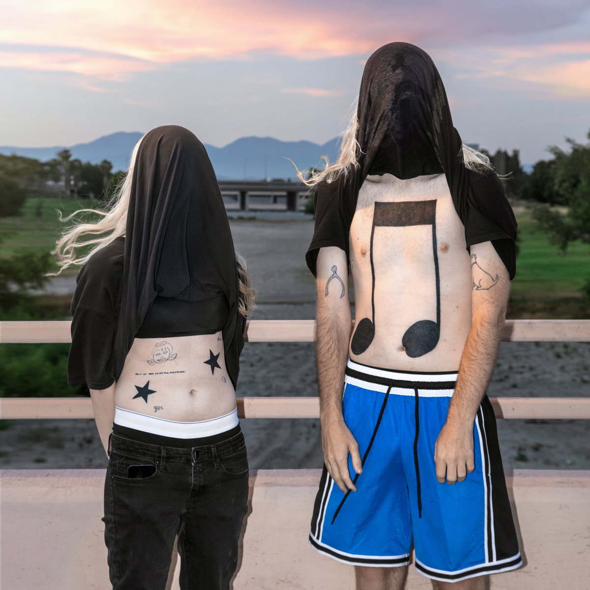 100gecs's tweet image. 10000 gecs