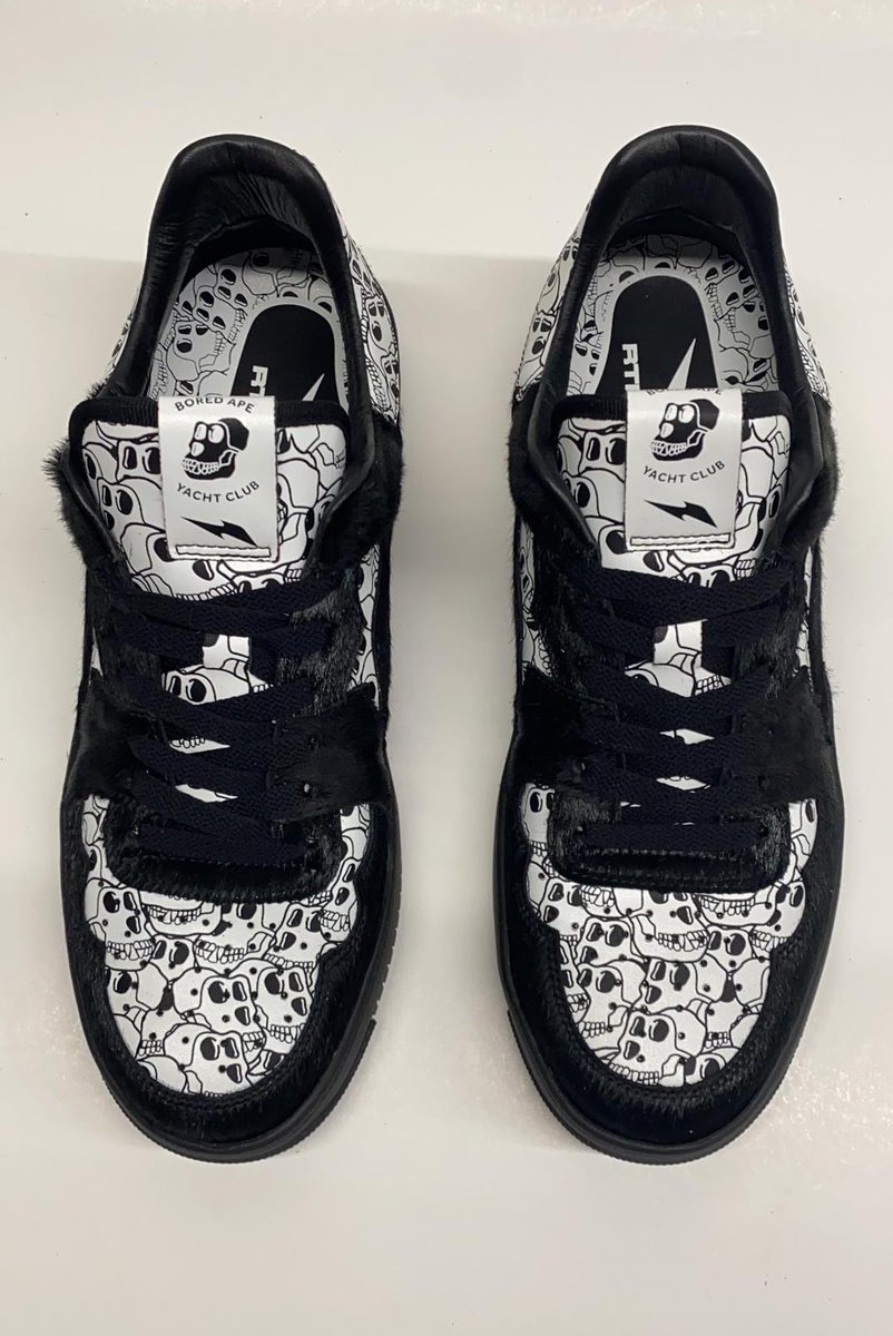 RTFKT's tweet image. one of the things 🦍👟
@BoredApeYC only